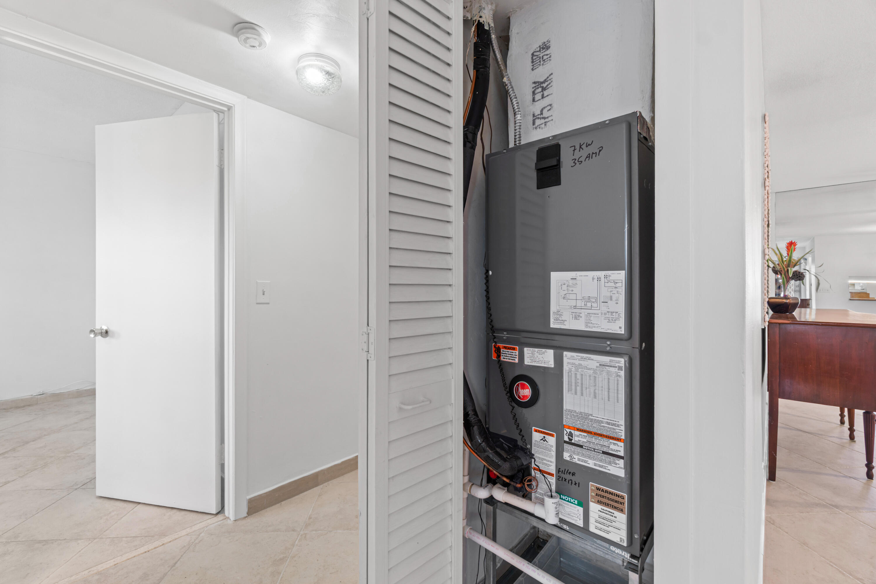 2615 Northeast 1st Court, Unit 303 Boynton Beach, FL 33435 - Photo 24 of 42