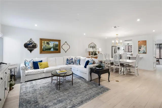 $540,000 | 568 South Osceola Avenue, Unit 15, Orlando, FL 32801