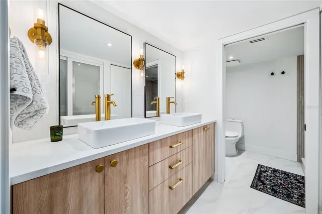 $540,000 | 568 South Osceola Avenue, Unit 15, Orlando, FL 32801