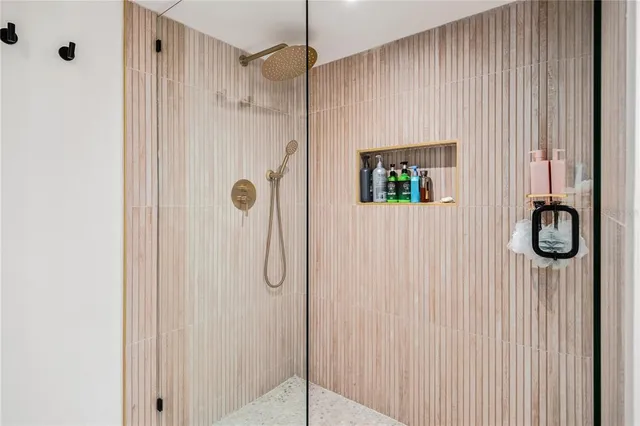 $540,000 | 568 South Osceola Avenue, Unit 15, Orlando, FL 32801