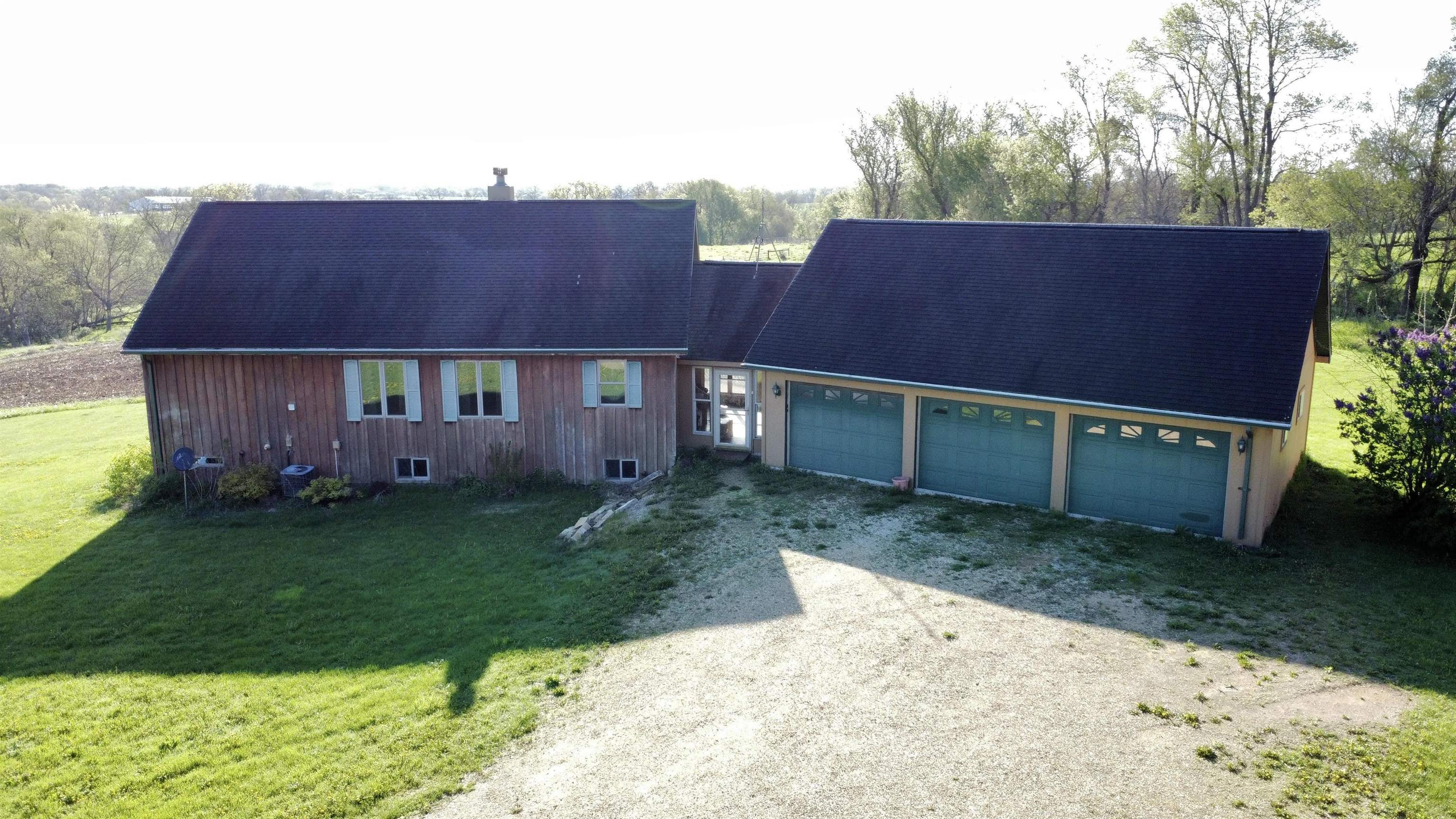 8755 South Massbach Road Elizabeth, IL 61028 - Photo 34 of 37 Gallery Image 34