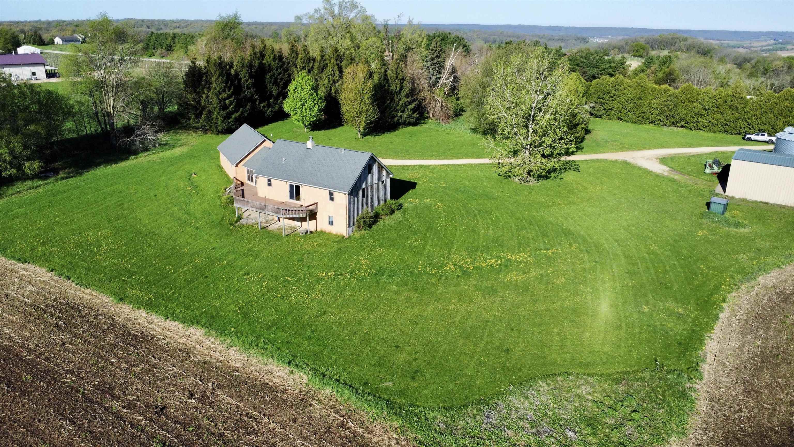 8755 South Massbach Road Elizabeth, IL 61028 - Photo 4 of 37 Gallery Image 4