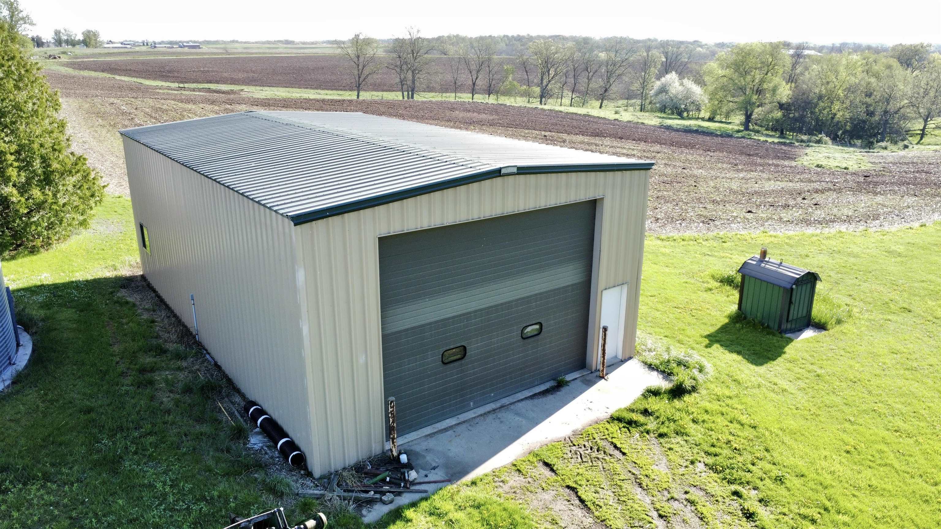 8755 South Massbach Road Elizabeth, IL 61028 - Photo 5 of 37 Gallery Image 5