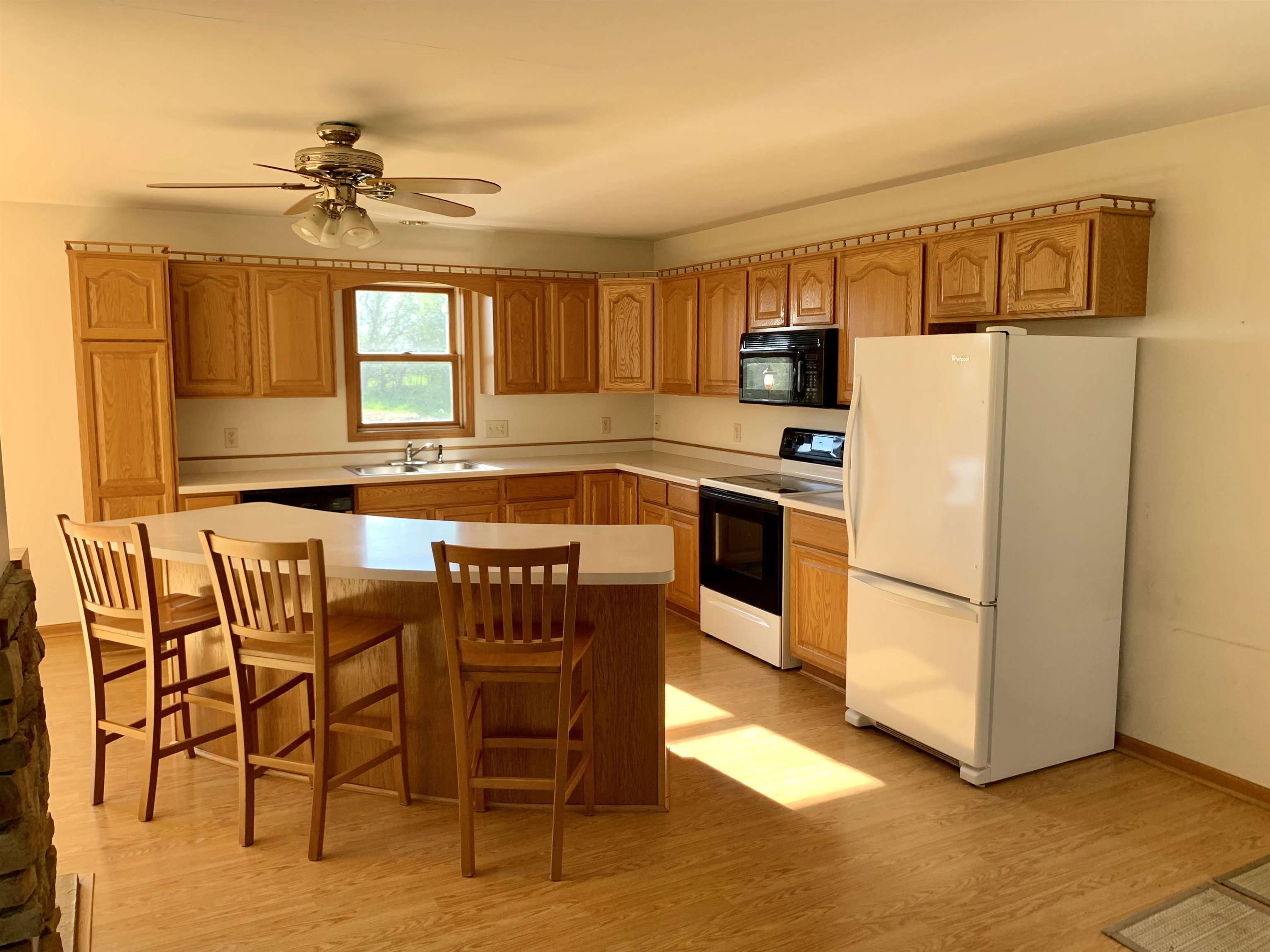 8755 South Massbach Road Elizabeth, IL 61028 - Photo 8 of 37 Gallery Image 8