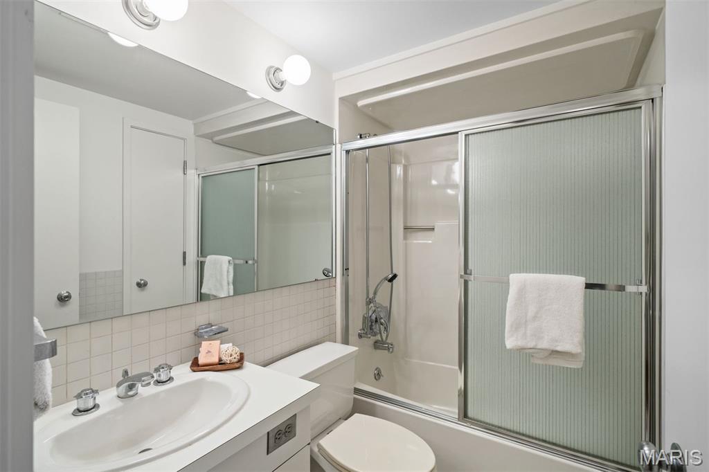 40 Upper Ladue Road Ladue, MO 63124 - Photo 44 of 50