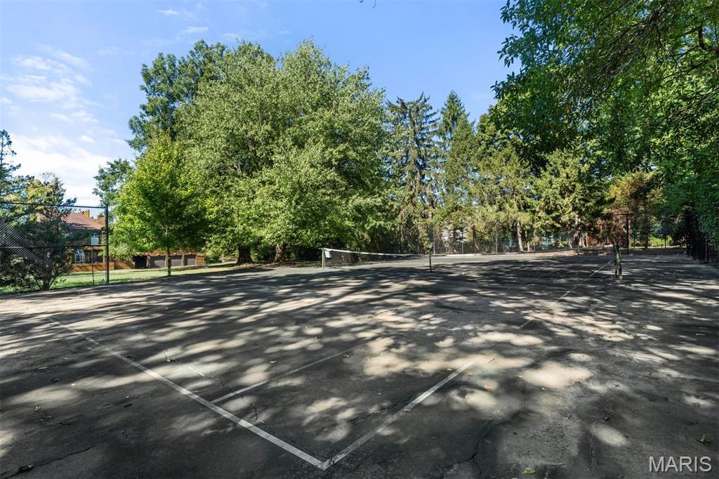 40 Upper Ladue Road Ladue, MO 63124 - Photo 46 of 50