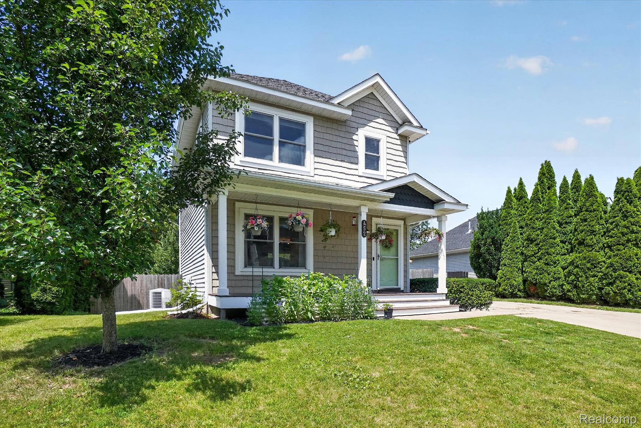 452 Waverly Lane Howell, MI 48843 - Photo 2 of 39 03-452-Waverly-Ln-Howell-WindowStill.jpg