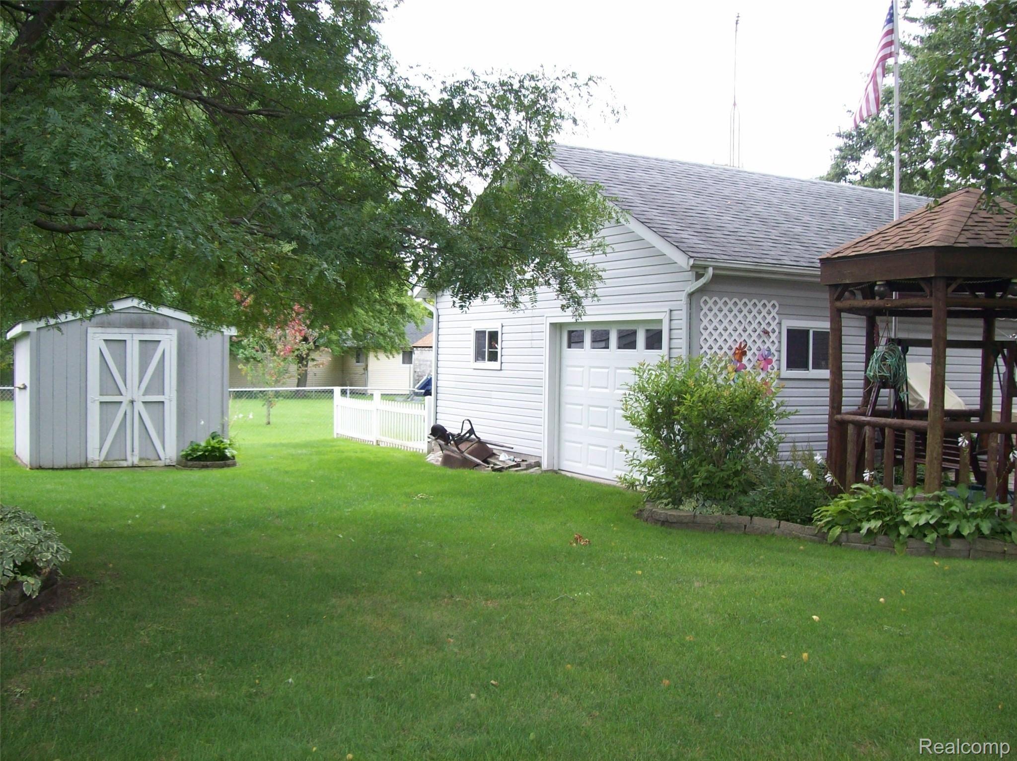 Michigan Rd 007.JPG