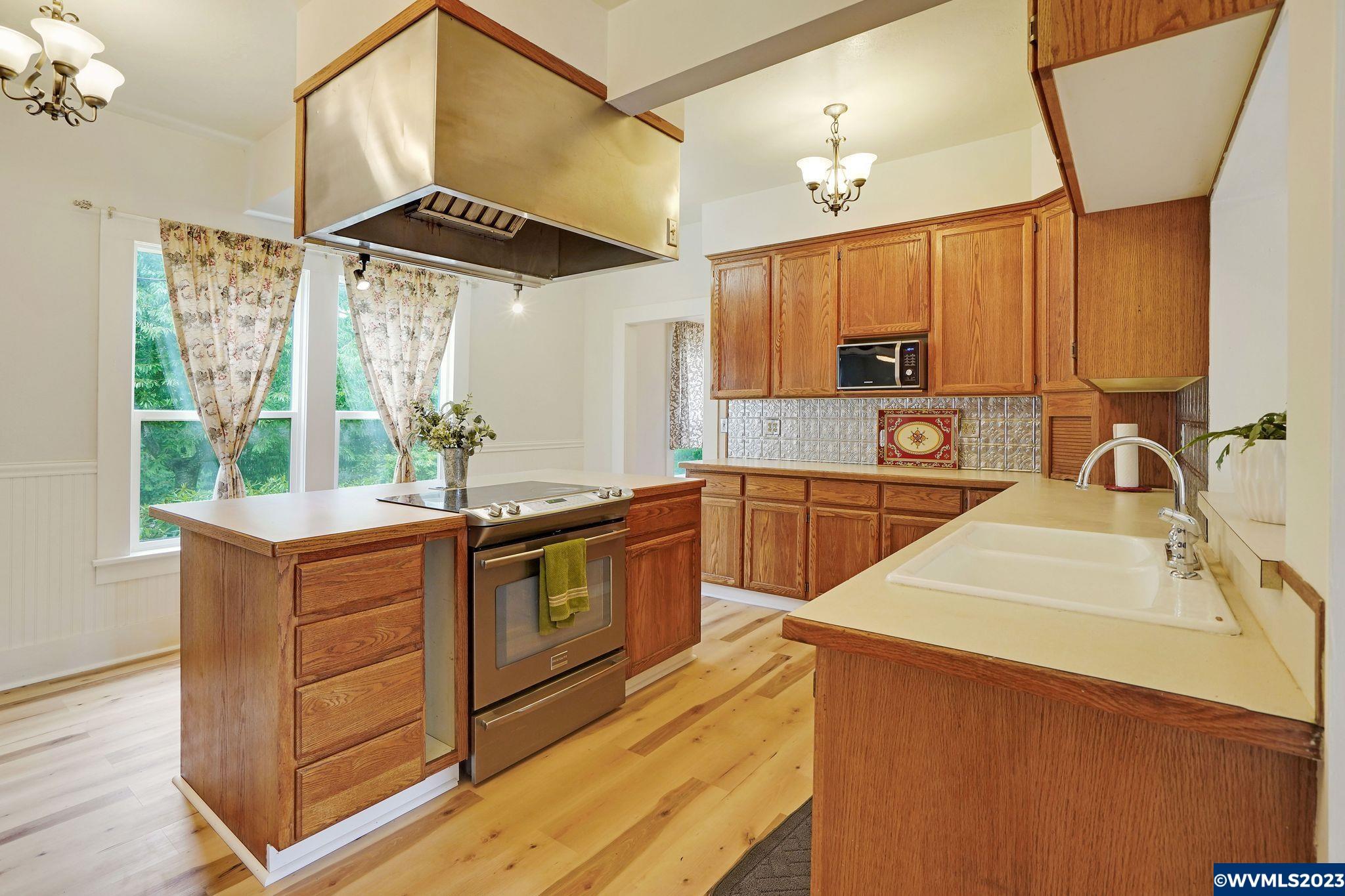 12173 West Stayton Road Southeast Aumsville, OR 97325 - Photo 16 of 42