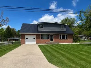 $279,900 | 172 Pleasant Drive, Beckley, WV 25801