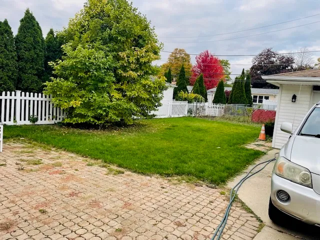 $427,000 | 1632 South Elm Street, Des Plaines, IL 60018