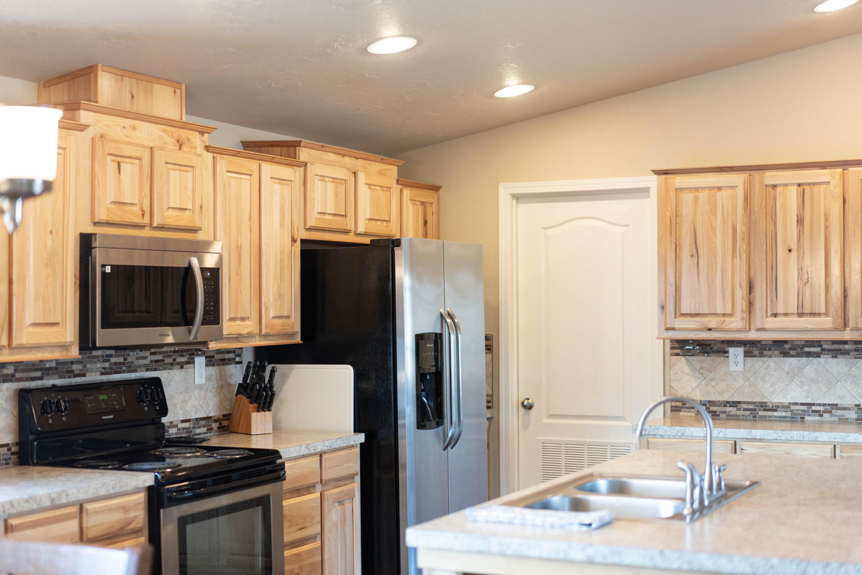 7850 Southwest Shad Road Terrebonne, OR 97760 - Photo 6 of 21 AR300304 (1)