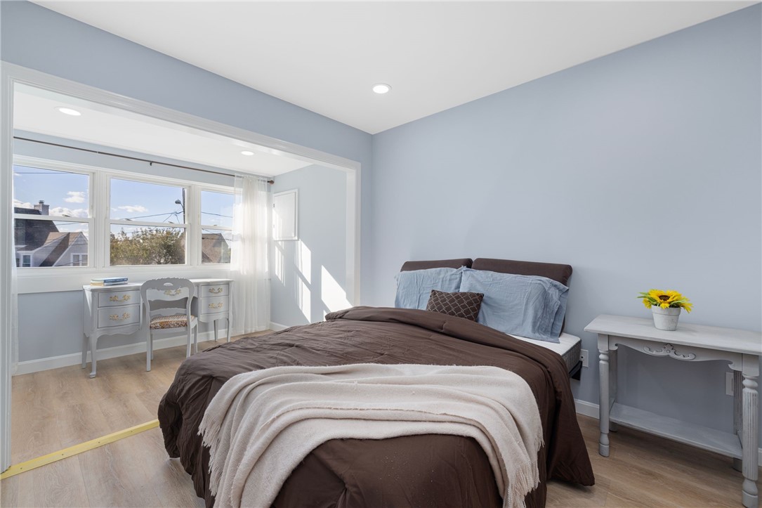 152 Tuckerman Avenue, Unit 10 Middletown, RI 02842 - Photo 13 of 21 Bedroom