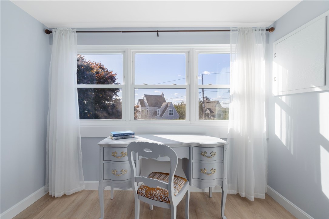 152 Tuckerman Avenue, Unit 10 Middletown, RI 02842 - Photo 14 of 21 Office area