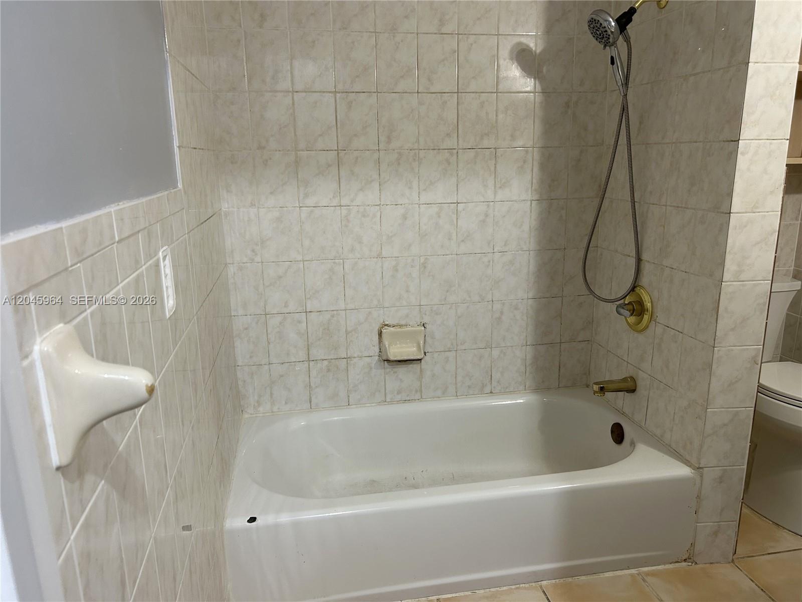 1355 Northwest 86th Street Miami, FL 33147 - Photo 18 of 26