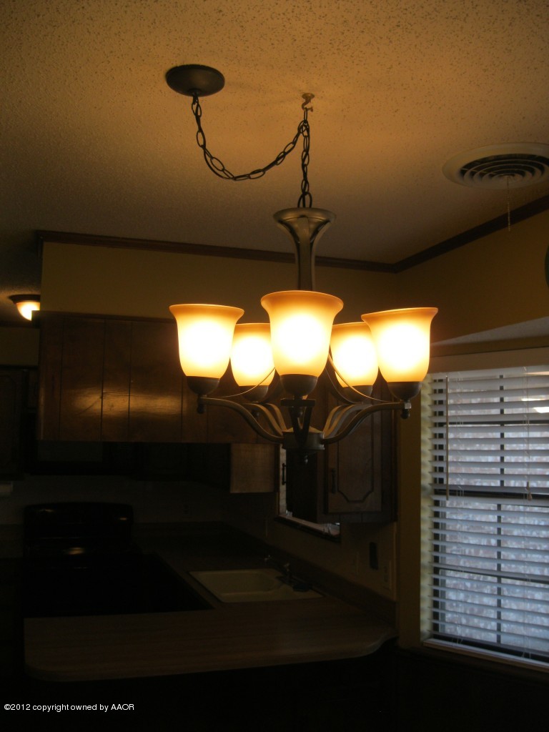 5714 South Milam Street Amarillo, TX 79110 - Photo 6 of 22 a view of a balcony