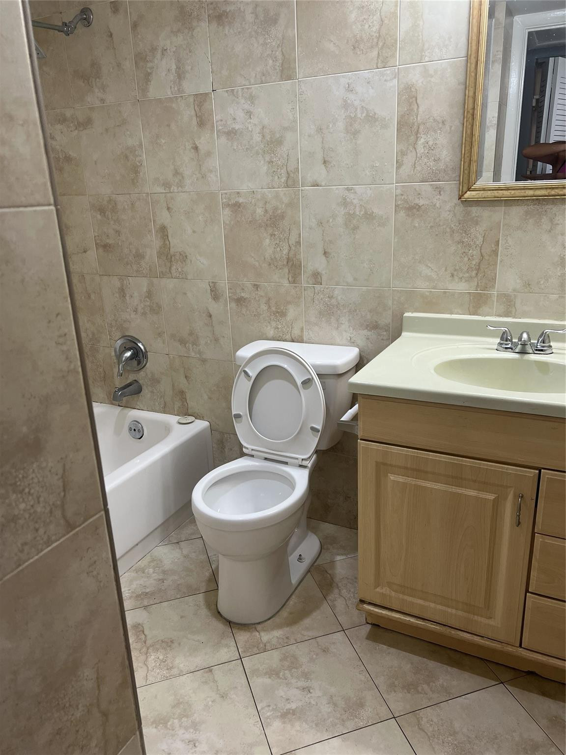 9272 Southwest 3rd Street, Unit 410 Boca Raton, FL 33428 - Photo 14 of 23 Photo 15