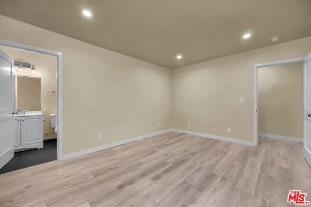 $7,450 | 5324 Weatherford Drive, Los Angeles, CA 90008