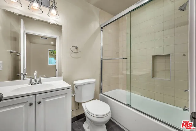 $7,450 | 5324 Weatherford Drive, Los Angeles, CA 90008