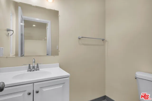 $7,450 | 5324 Weatherford Drive, Los Angeles, CA 90008