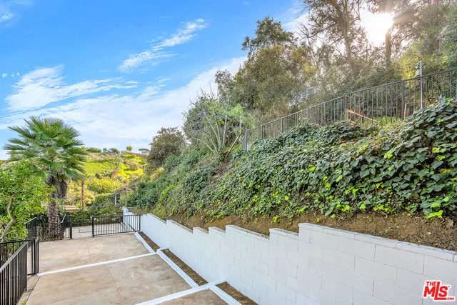 $7,450 | 5324 Weatherford Drive, Los Angeles, CA 90008