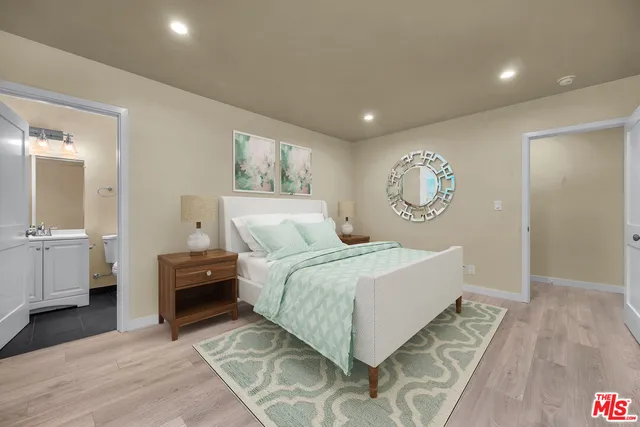 $7,450 | 5324 Weatherford Drive, Los Angeles, CA 90008