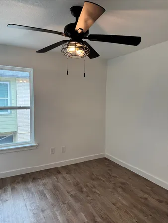 $1,399 | 2124 Burton Drive, Unit 133, Austin, TX 78741