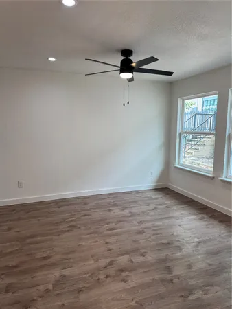 $1,399 | 2124 Burton Drive, Unit 133, Austin, TX 78741