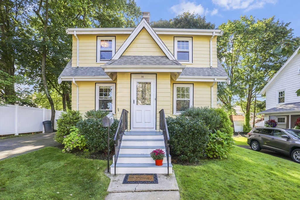 38 Chilton Road Boston, MA 02132 - Photo 1 of 39 Gallery Image 1