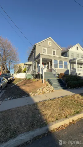 $2,600 | 55 Suydam Street, Unit 2, New Brunswick, NJ 08901