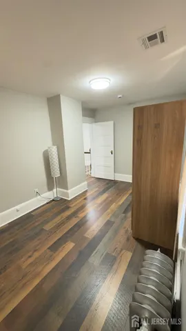 $2,600 | 55 Suydam Street, Unit 2, New Brunswick, NJ 08901