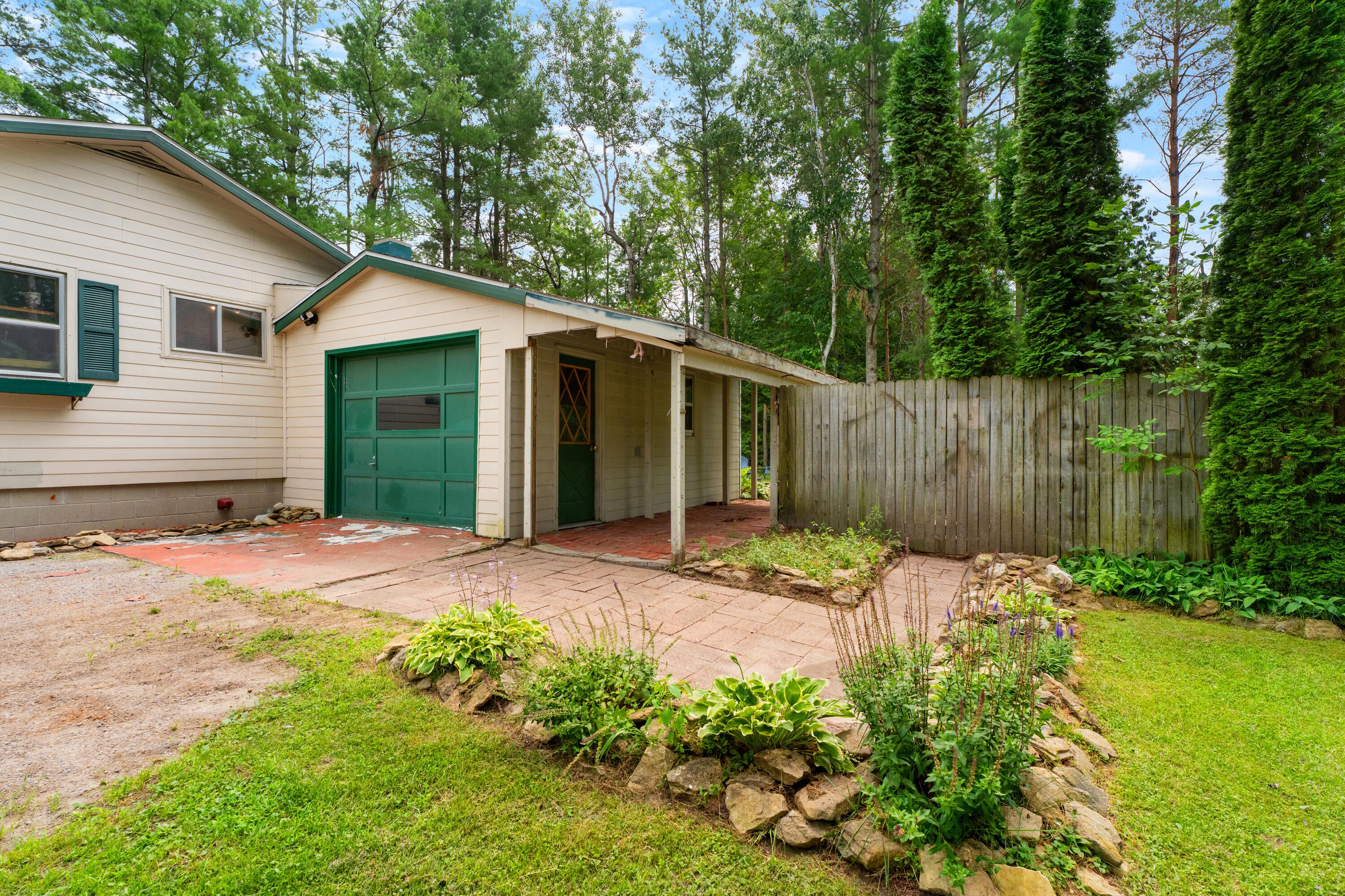1115 Meyers Road Alpena, MI 49707 - Photo 21 of 26 Gallery Image 21