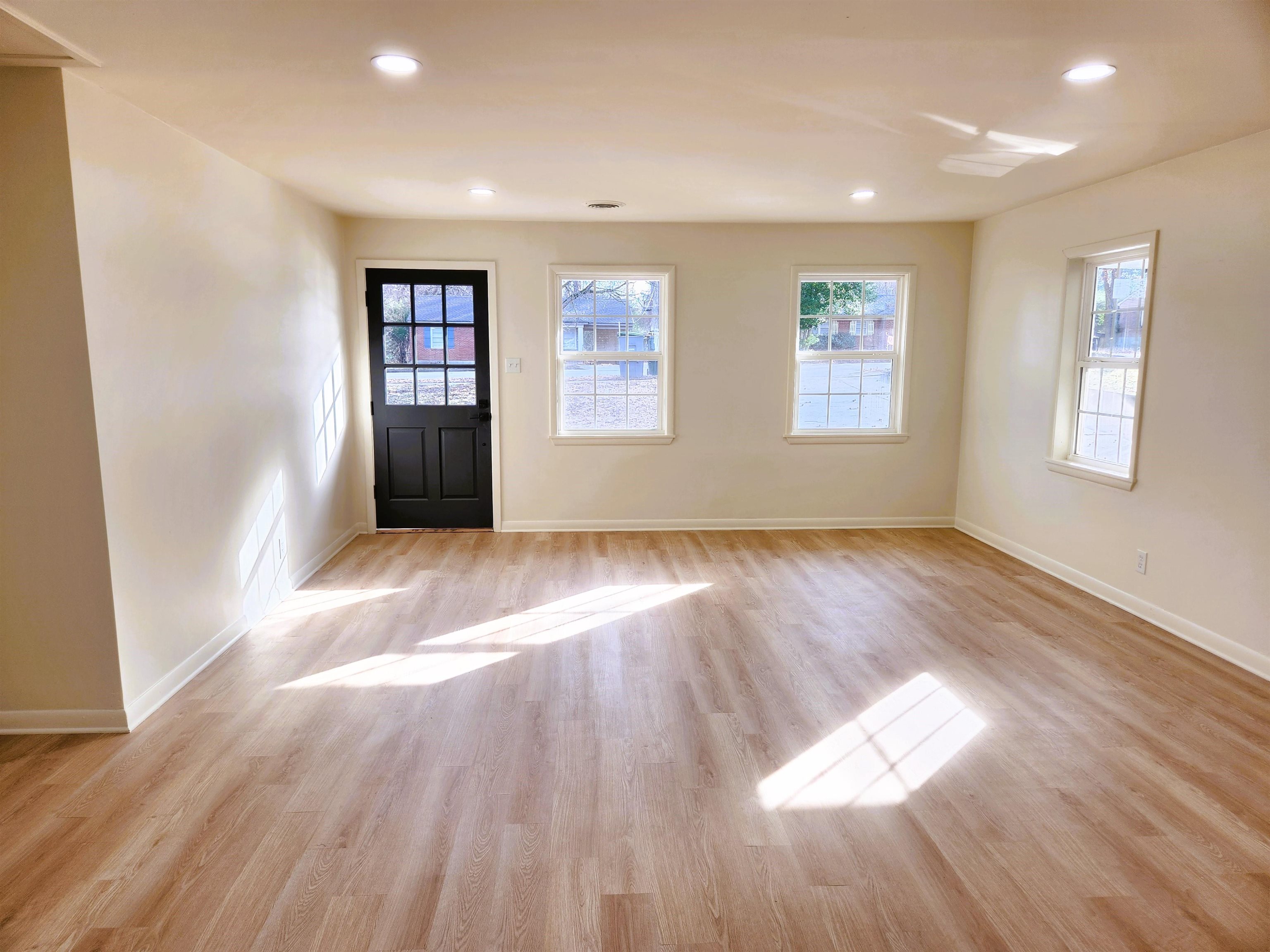5333 Millbranch Road Memphis, TN 38116 - Photo 4 of 19 Gallery Image 4