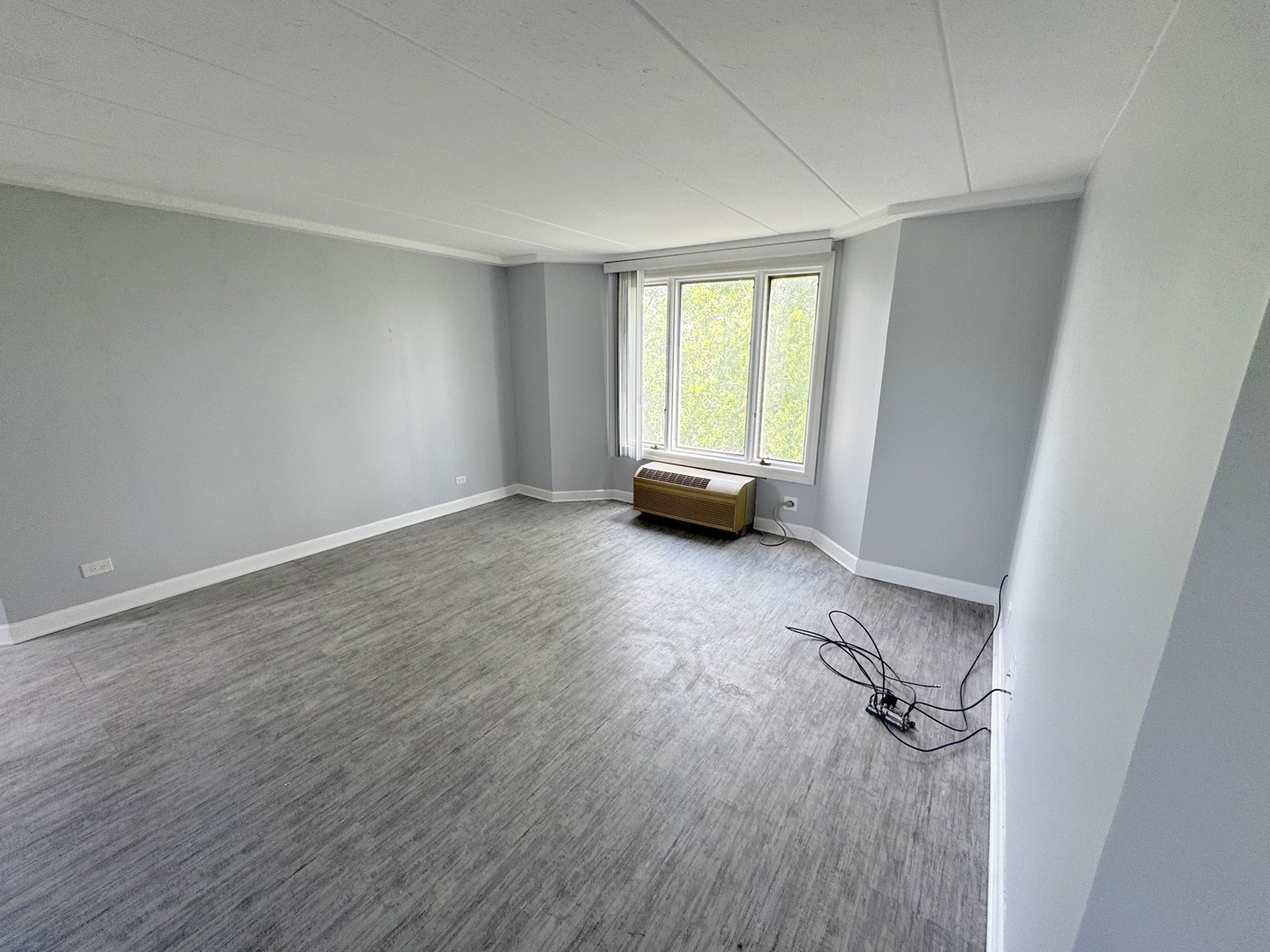 1 Renaissance Place, Unit 617 Palatine, IL 60067 - Photo 5 of 28