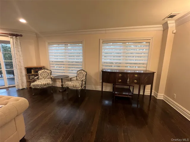 $2,350,000 | 260 Central, Unit 135, Lawrence, NY 11559