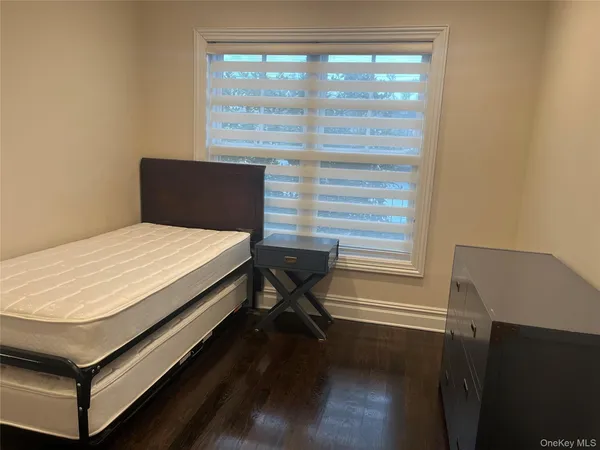 $2,350,000 | 260 Central, Unit 135, Lawrence, NY 11559