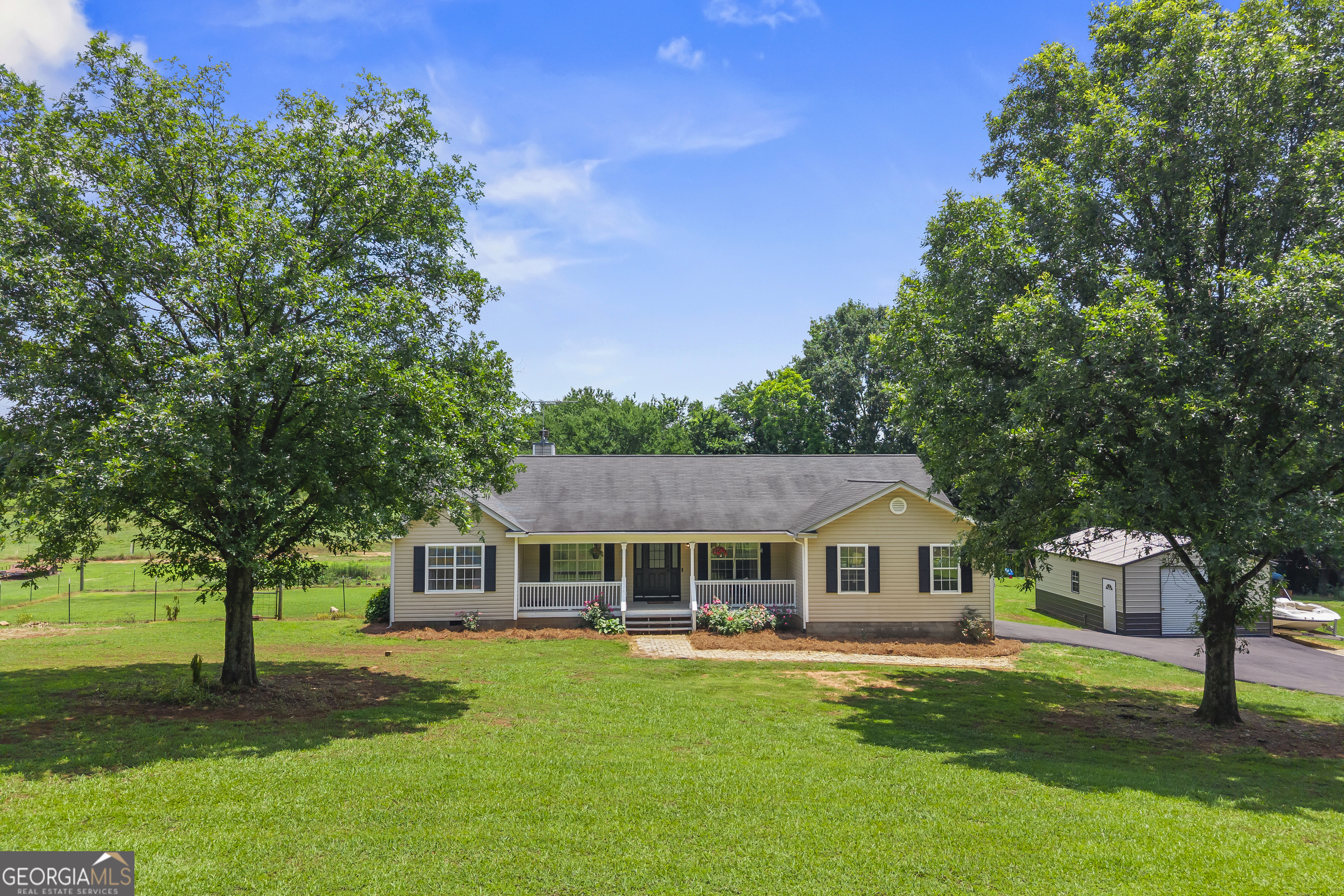 1649 Brays Lake Road Royston, GA 30662 - Photo 2 of 75