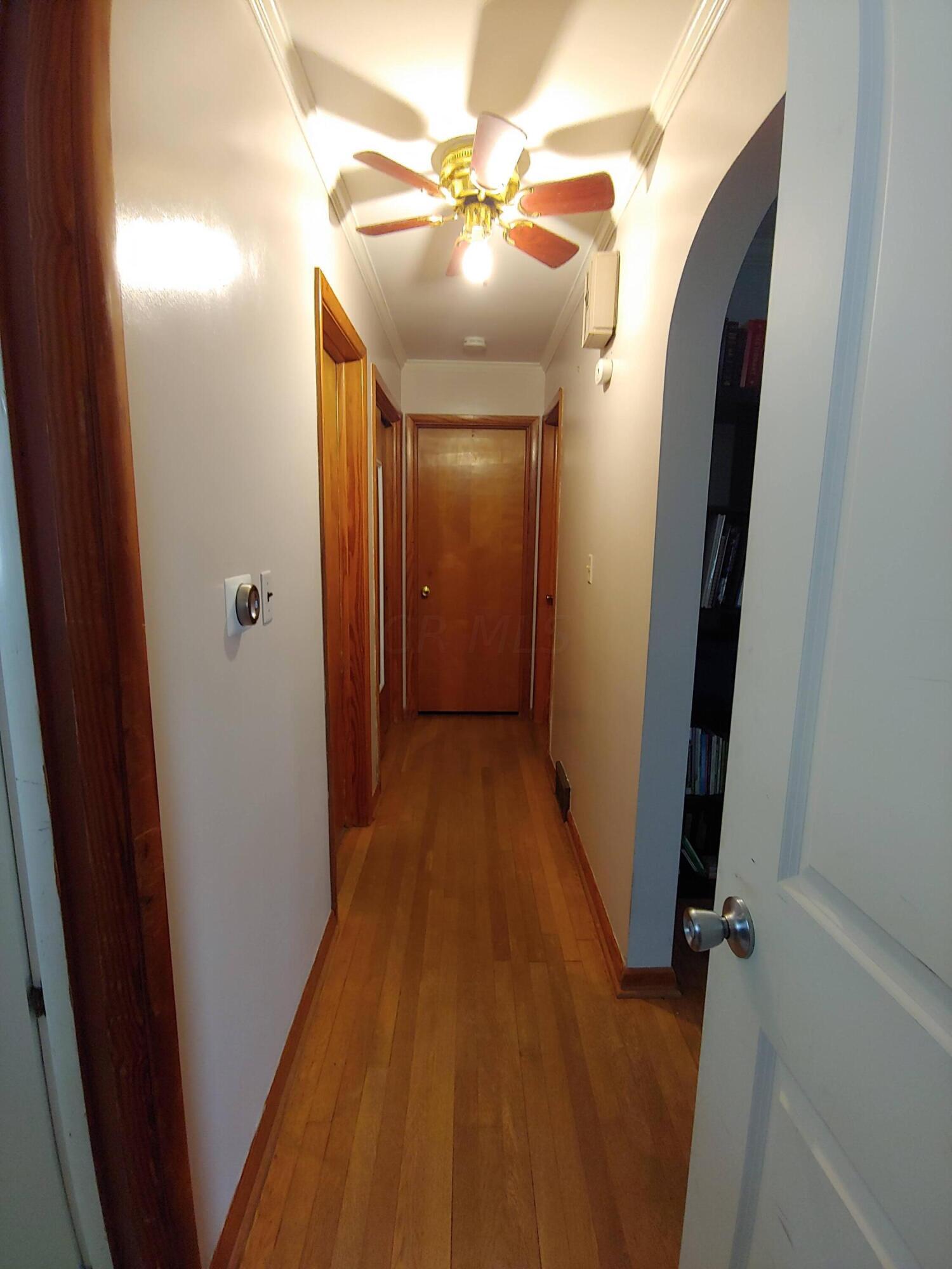 2650 Woodley Road Columbus, OH 43231 - Photo 7 of 13 20220329_163904_HDR