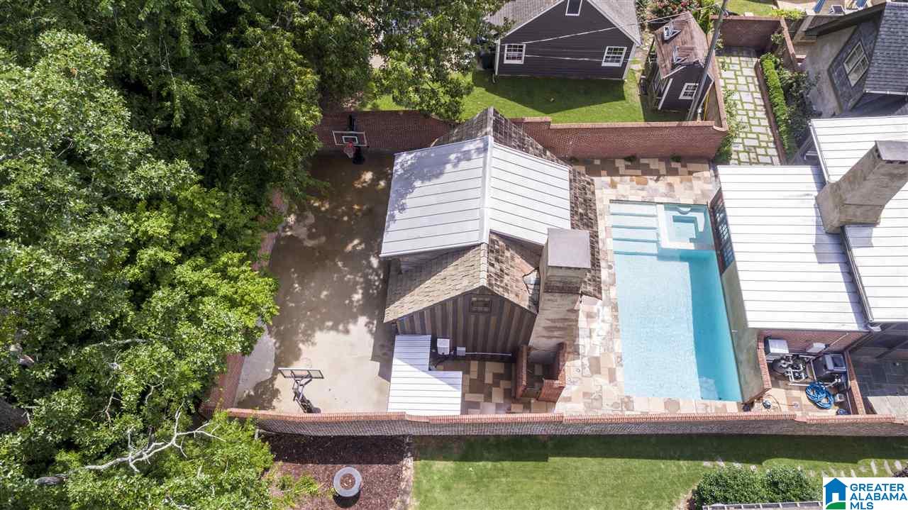 1758 Huntington Road Birmingham, AL 35209 - Photo 5 of 50