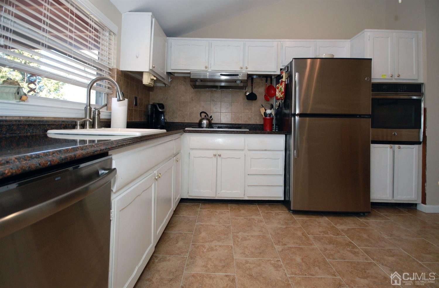 38 Arden Road Old Bridge, NJ 08857 - Photo 12 of 30 Gallery Image 12
