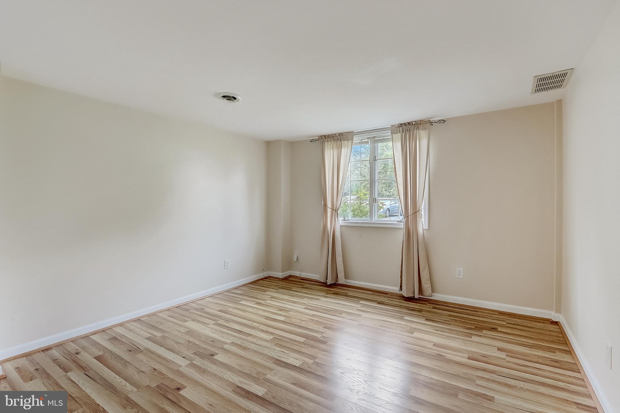 7807 Chesapeake Road Pasadena, MD 21122 - Photo 19 of 40 Gallery Image 19