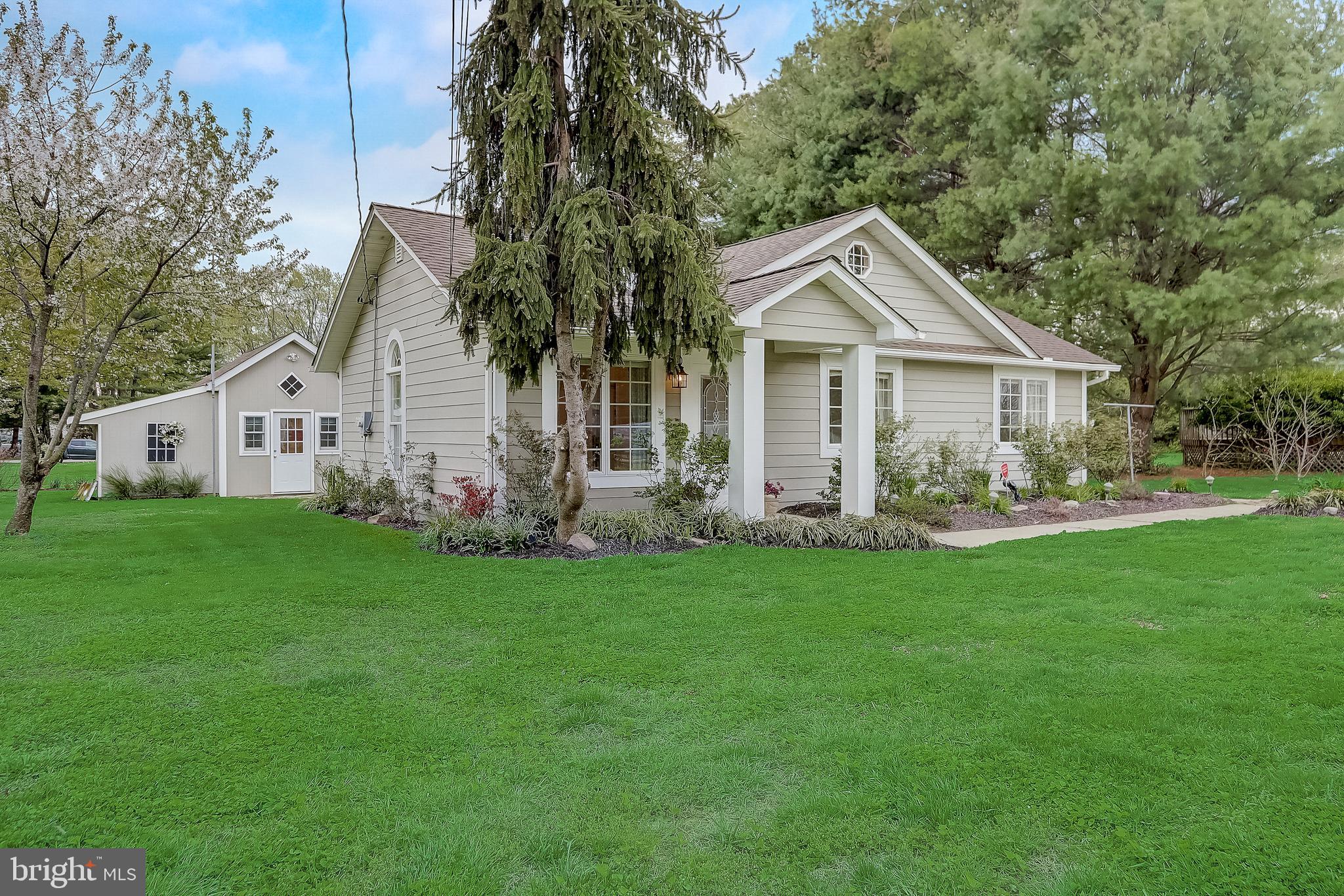 7807 Chesapeake Road Pasadena, MD 21122 - Photo 3 of 40 Gallery Image 3