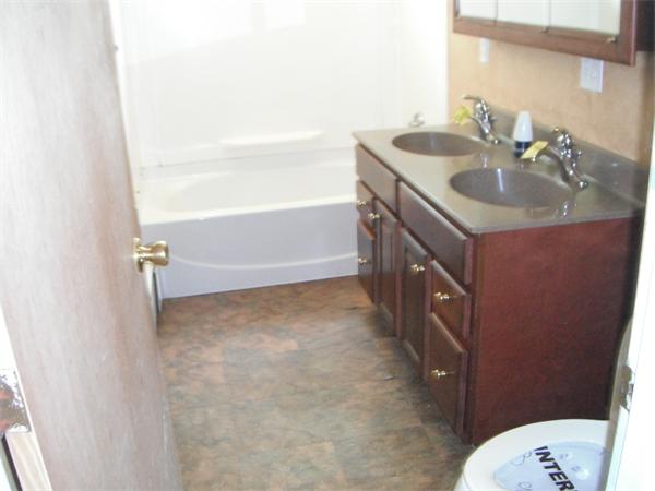 129 Valley Road Plymouth, MA 02360 - Photo 9 of 12 Gallery Image 9