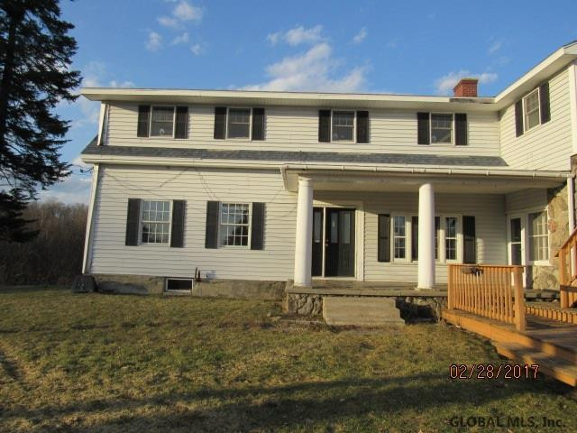 632 Hart Road Amsterdam, NY 12010 - Photo 1 of 25 Photo 1