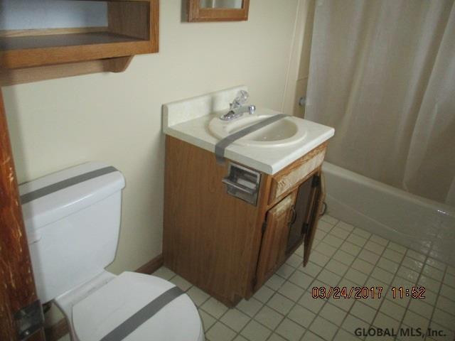 632 Hart Road Amsterdam, NY 12010 - Photo 13 of 25 Photo 13