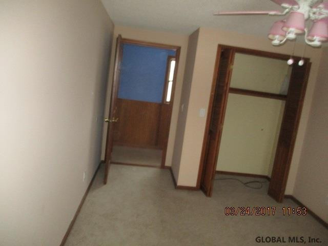 632 Hart Road Amsterdam, NY 12010 - Photo 16 of 25 Photo 16