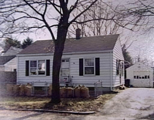 146 Corona Street Springfield, MA 01104 - Photo 1 of 1