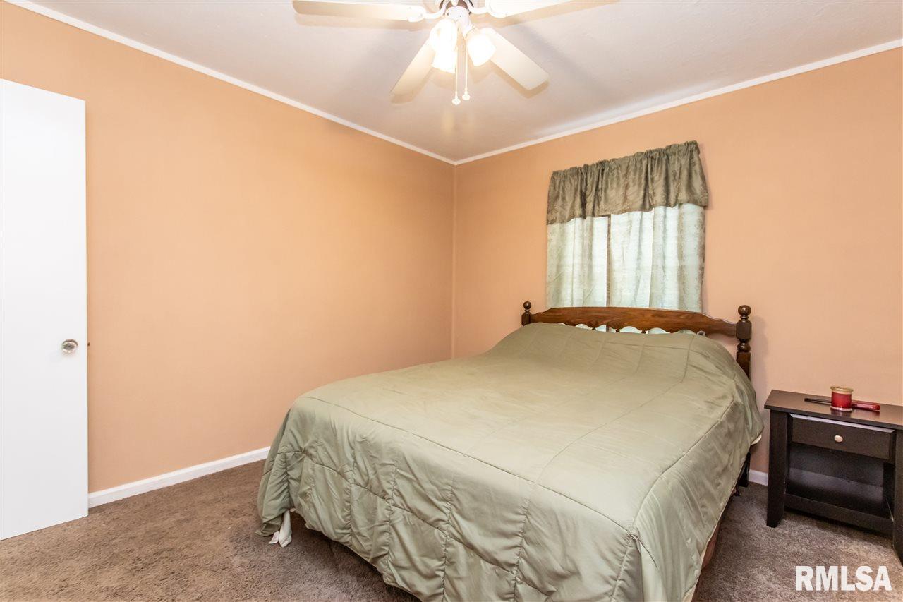 337 West Barrington Road Peoria, IL 61614 - Photo 17 of 21 Gallery Image 17