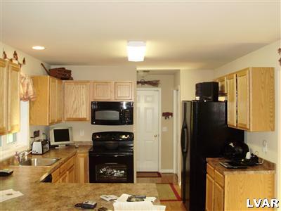 1386 Neola Road Stroudsburg, PA 18360 - Photo 6 of 14 Gallery Image 6