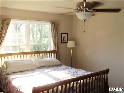 1386 Neola Road Stroudsburg, PA 18360 - Photo 7 of 14 Gallery Image 7